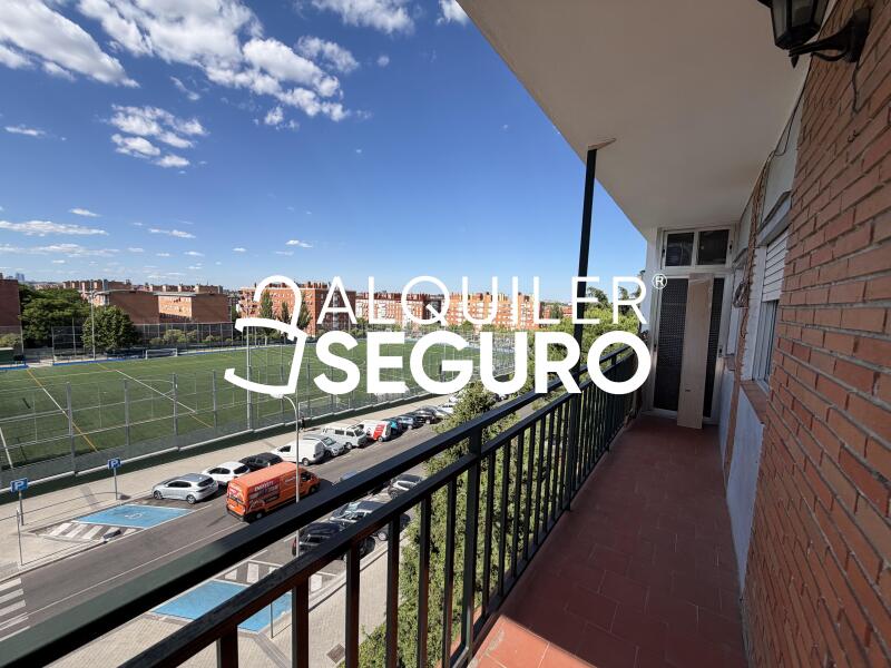 Inmueble en Calle Villajoyosa, MADRID