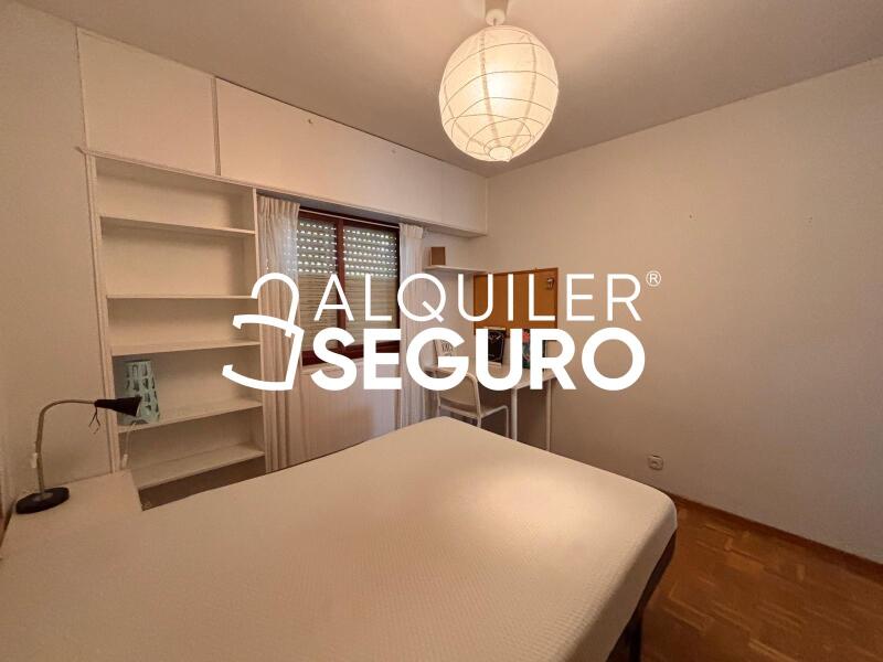 Inmueble en Calle de Sierra Toledana, MADRID