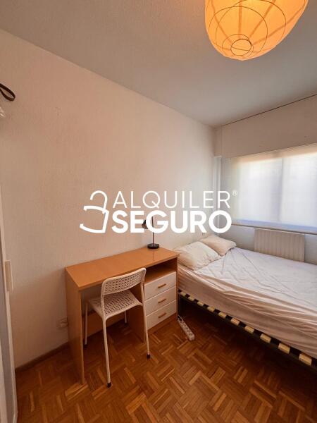Inmueble en Calle de Sierra Toledana, MADRID