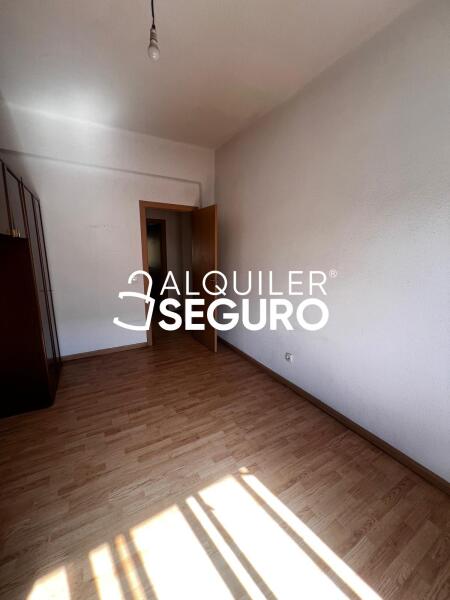 Inmueble en Avenida de Mediterráneo, MADRID