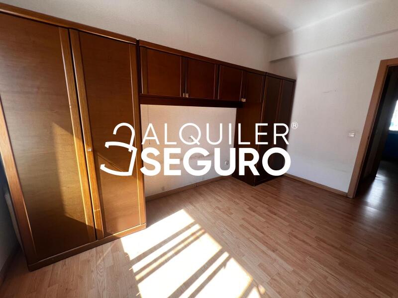Inmueble en Avenida de Mediterráneo, MADRID