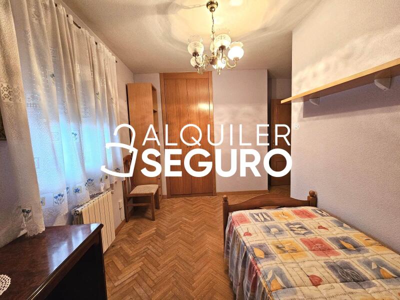 Inmueble en Calle Islas Canarias , MADRID