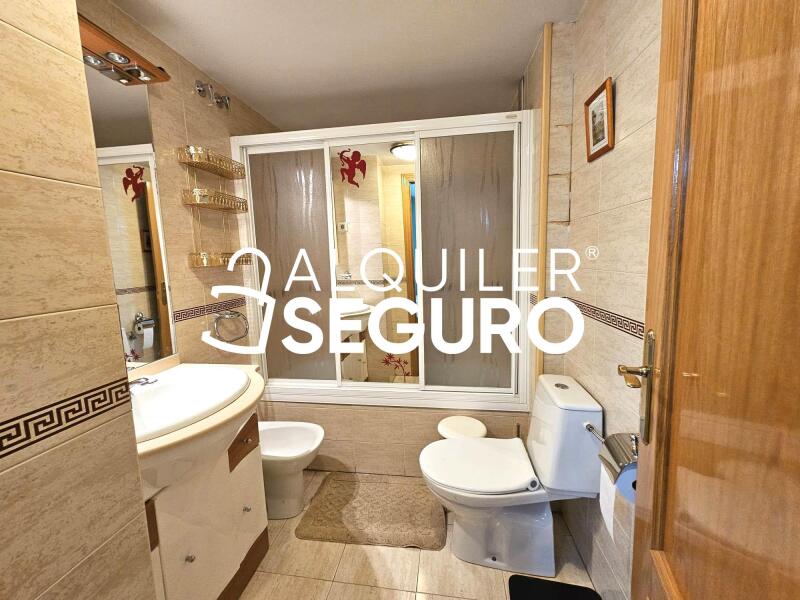 Inmueble en Calle Islas Canarias , MADRID