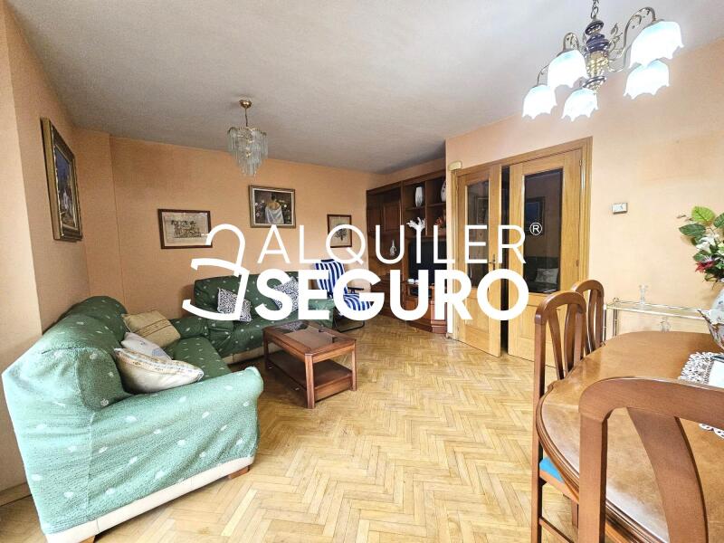 Inmueble en Calle Islas Canarias , MADRID