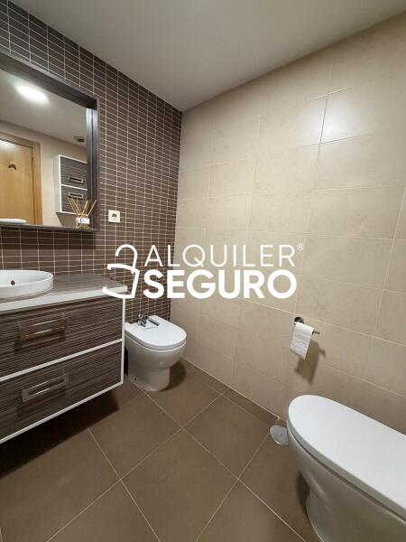 Inmueble en Avenida Levante, MADRID