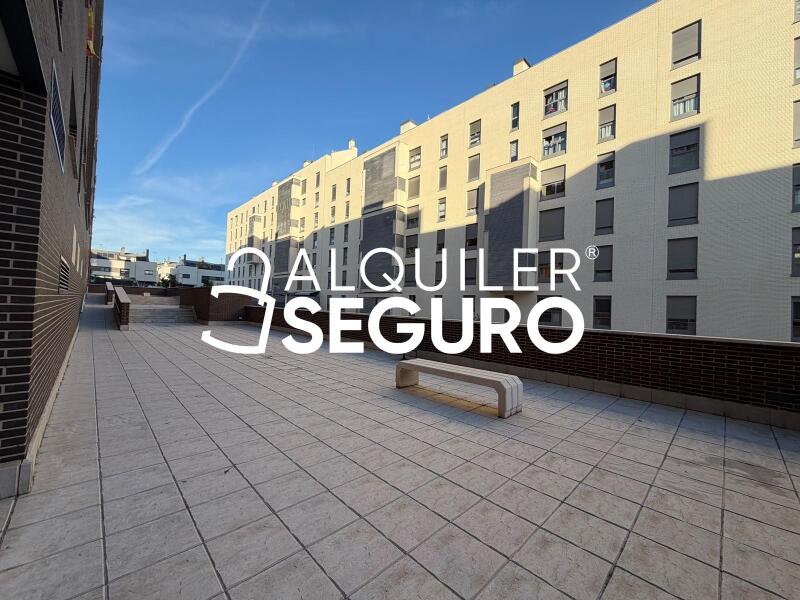 Inmueble en Avenida Levante, MADRID