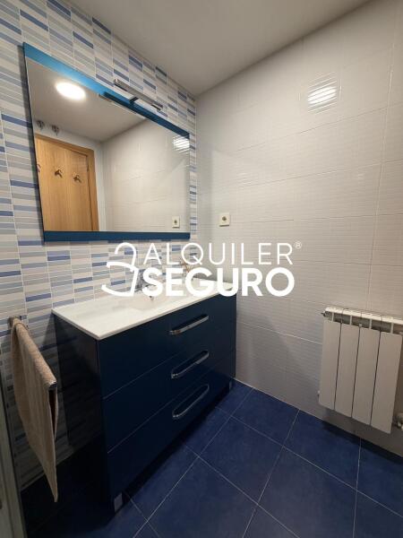 Inmueble en Avenida Levante, MADRID