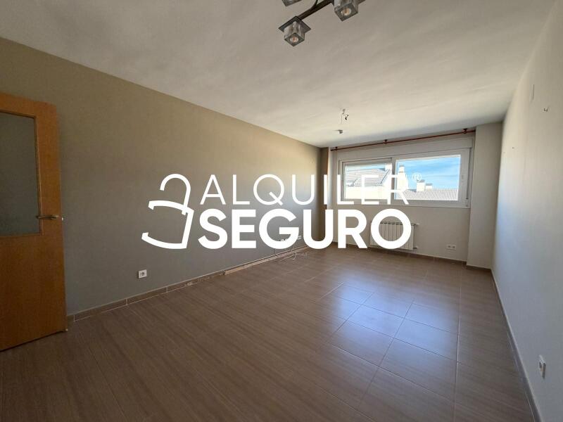 Inmueble en Avenida Levante, MADRID