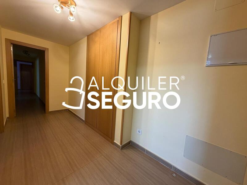 Inmueble en Avenida Levante, MADRID