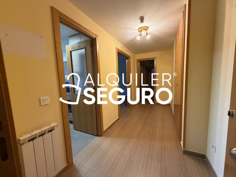 Inmueble en Avenida Levante, MADRID