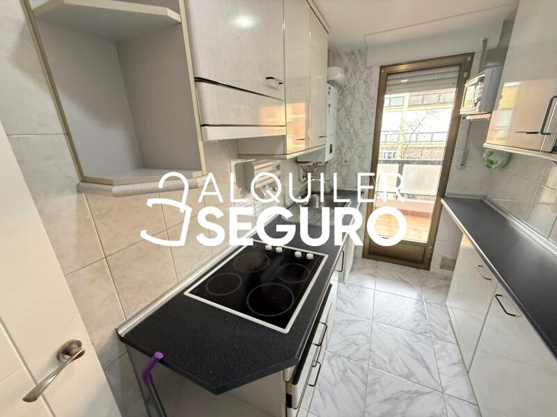 Inmueble en Calle ESTEBAN COLLANTES, MADRID