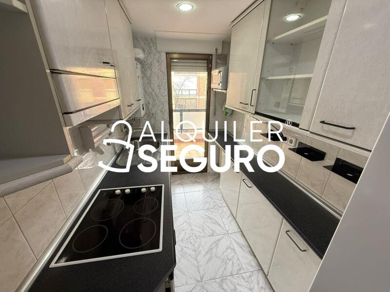 Inmueble en Calle ESTEBAN COLLANTES, MADRID