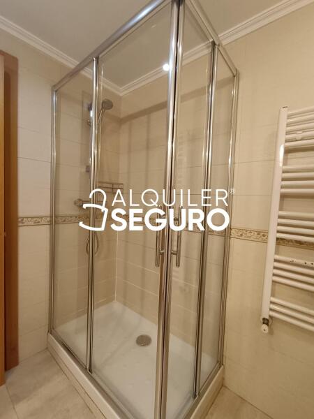 Inmueble en Calle Capital Carlos Haya , MADRID