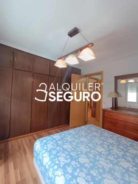 Inmueble en Calle Capital Carlos Haya , MADRID