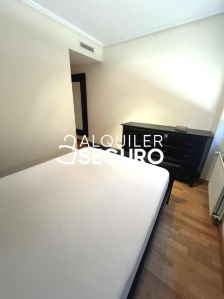 Inmueble en Avenida Mariano Moreno El Musico , MADRID