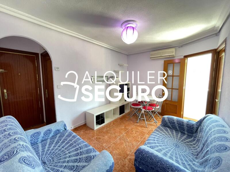 Inmueble en Calle de Cartaya, MADRID