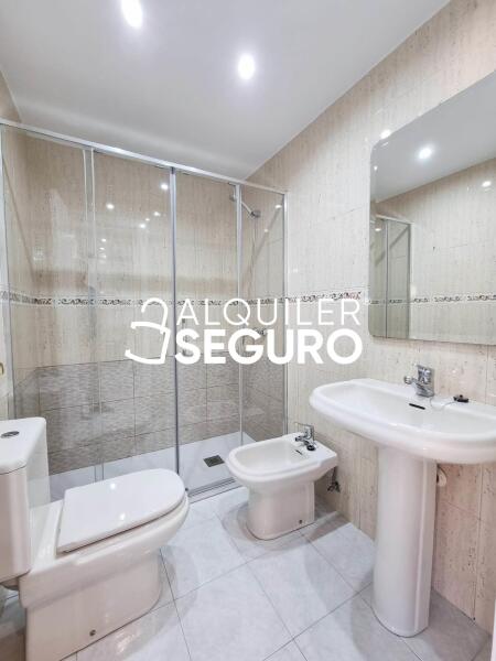 Piso en Calle Blazquilla, GALAPAGAR MADRID