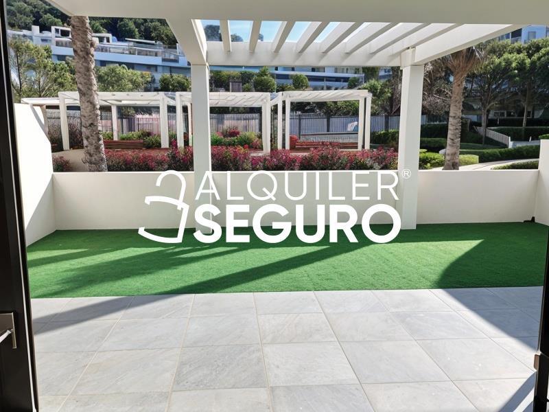 Piso en Avenida Camaron de la Isla , MÁLAGA MÁLAGA