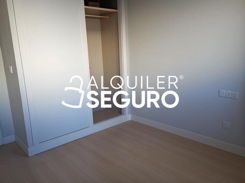 Piso en Avenida Camaron de la Isla , MÁLAGA MÁLAGA