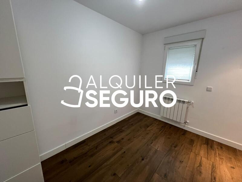Inmueble en Calle Ponferrada , MADRID