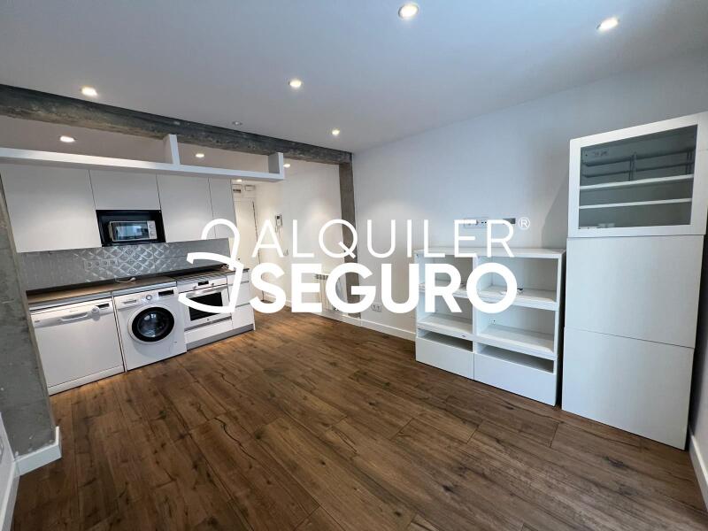 Inmueble en Calle Ponferrada , MADRID