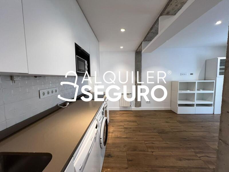 Inmueble en Calle Ponferrada , MADRID