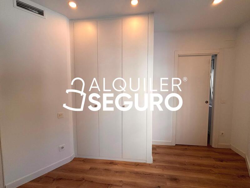 Inmueble en Calle de Moratines, MADRID