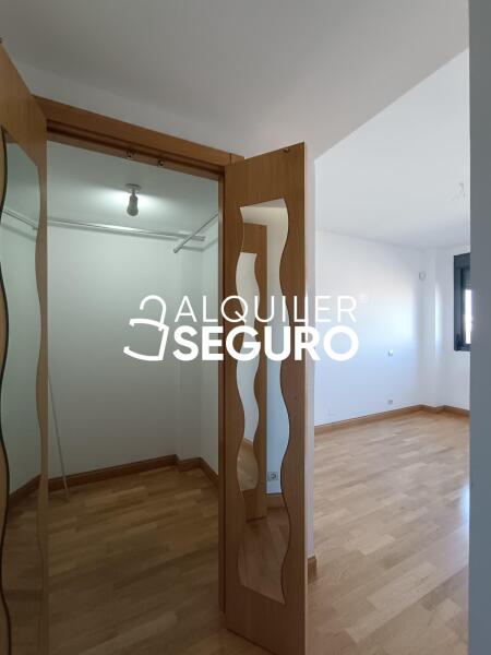 Inmueble en Avenida Sistema Solar, MADRID
