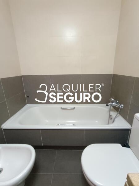 Inmueble en Avenida Sistema Solar, MADRID