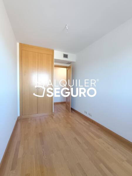 Inmueble en Avenida Sistema Solar, MADRID