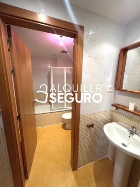 Inmueble en Calle Estrella Antares , MADRID