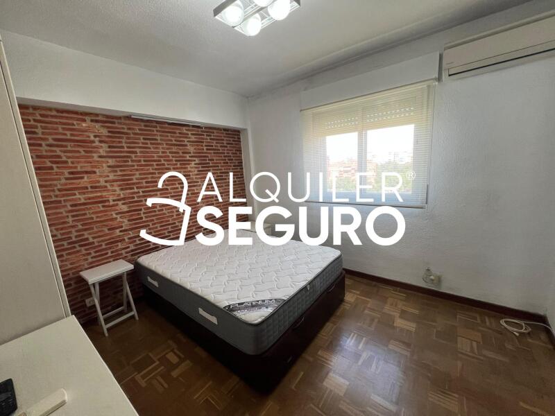 Inmueble en Avenida Monforte de Lemos, MADRID