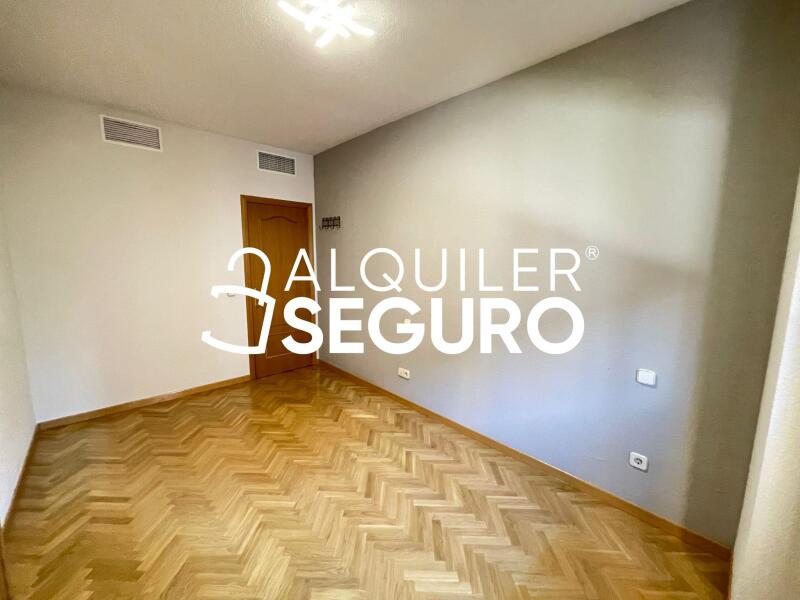 Inmueble en Calle Sepúlveda, MADRID