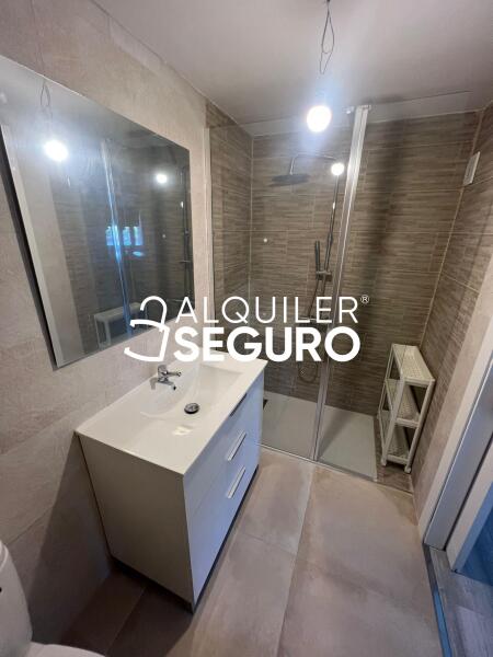 Inmueble en Calle Valderrobres, MADRID