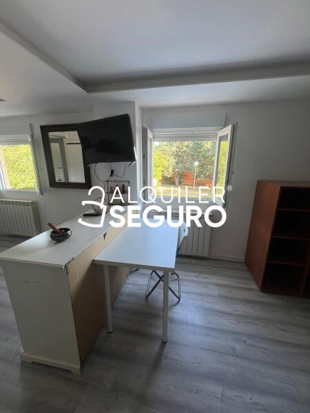 Inmueble en Calle Valderrobres, MADRID