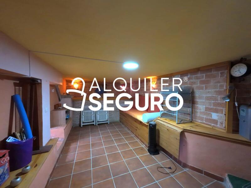 Piso en Camino Navalpino, LA ADRADA ÁVILA