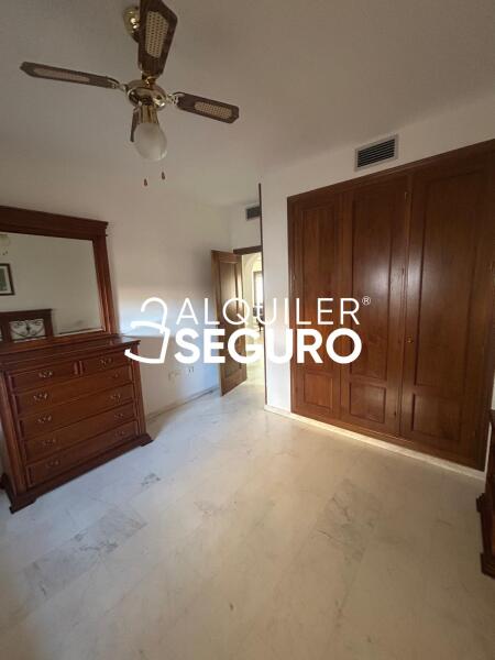 Piso en Calle Hazuelas, LA ZUBIA GRANADA