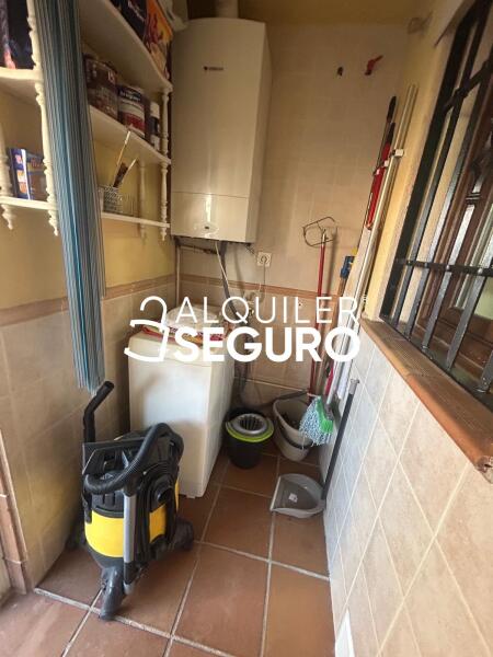 Piso en Calle Hazuelas, LA ZUBIA GRANADA