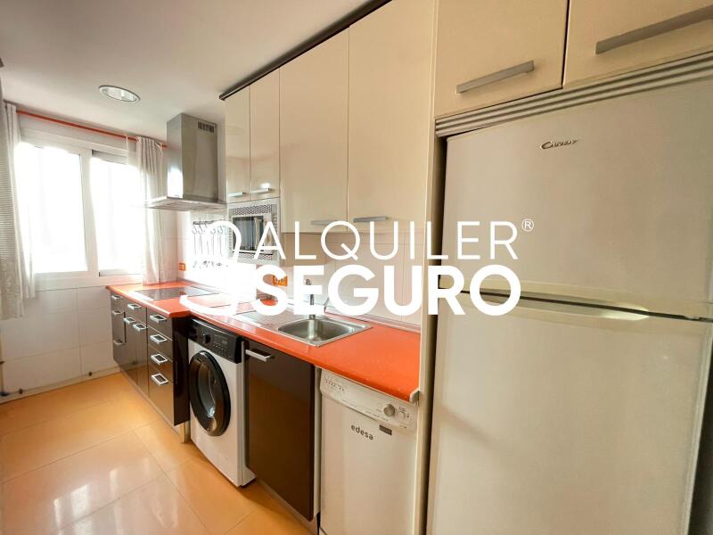 Inmueble en Calle de Navalmoral de la Mata, MADRID