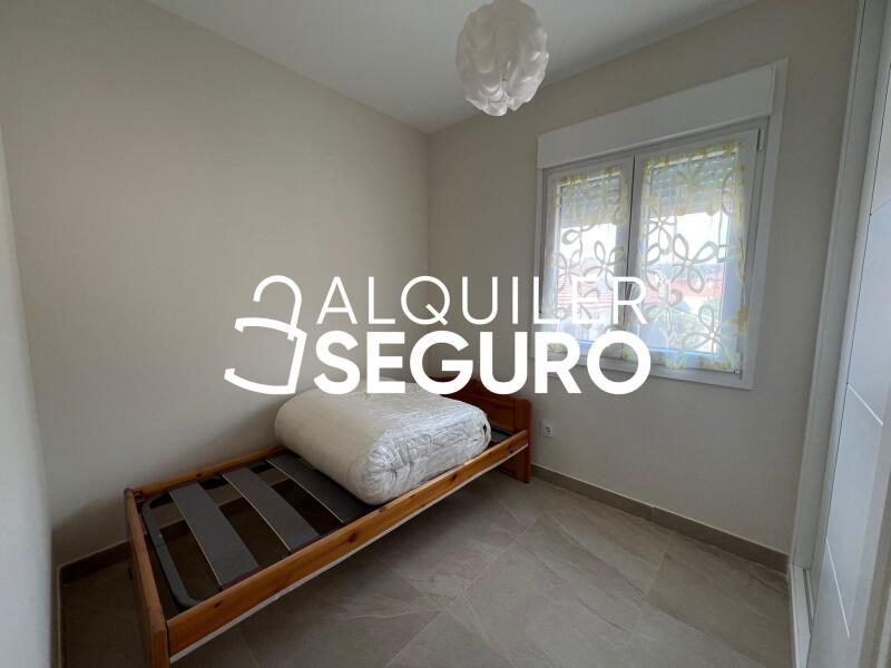 Inmueble en Calle Vecinos, MADRID