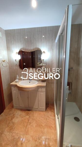 Inmueble en Calle San Graciano , MADRID