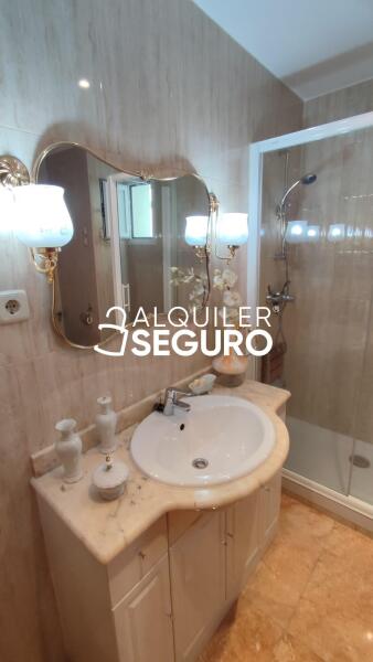 Inmueble en Calle San Graciano , MADRID