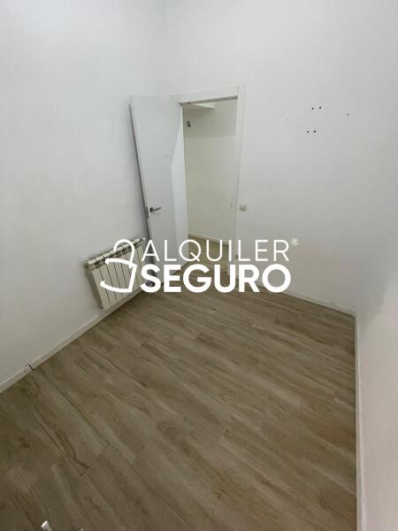 Inmueble en Calle Navas del Rey, MADRID