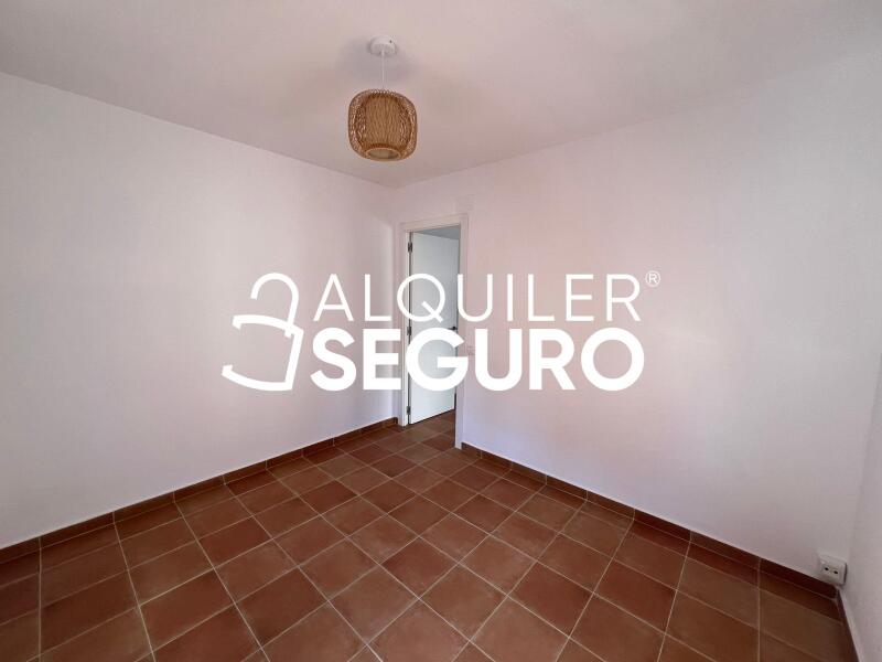 Inmueble en Calle del Segura, MADRID