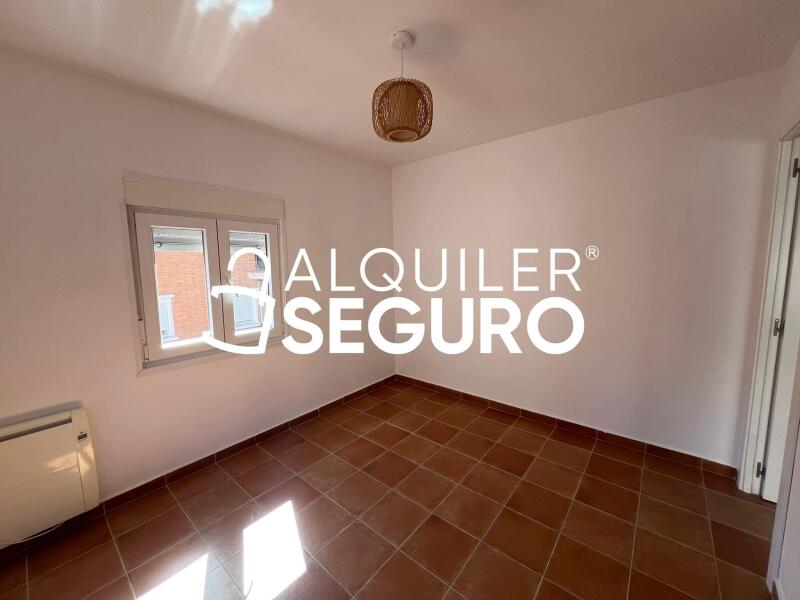 Inmueble en Calle del Segura, MADRID