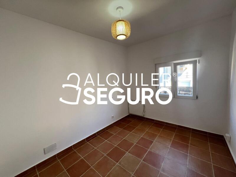 Inmueble en Calle del Segura, MADRID