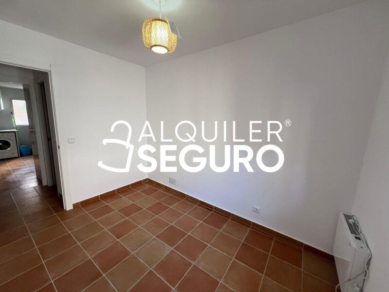 Inmueble en Calle del Segura, MADRID