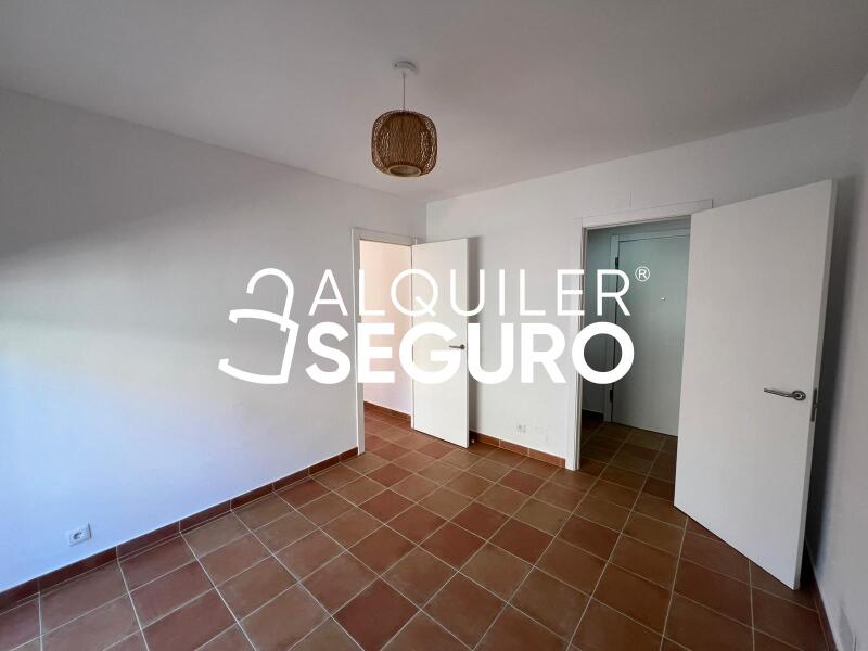 Inmueble en Calle del Segura, MADRID