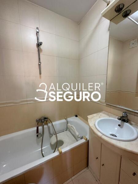 Inmueble en Avenida Cerro los Ángeles, MADRID