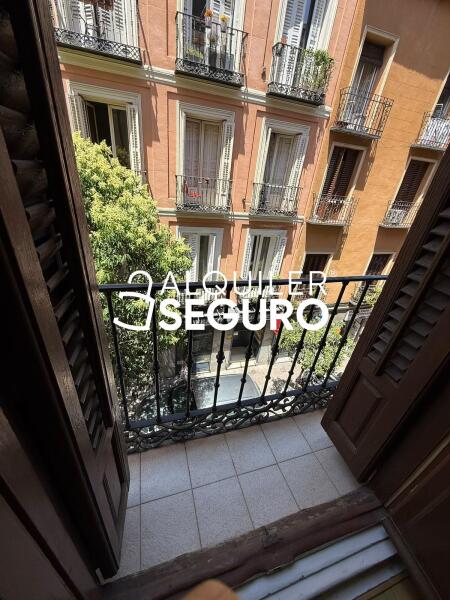 Inmueble en Calle Amor de Dios, MADRID